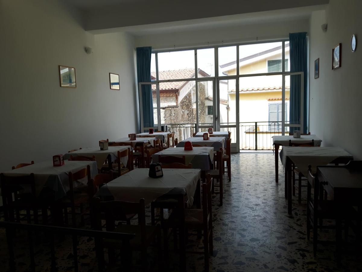 Parigino Hotel Trogir Exterior foto