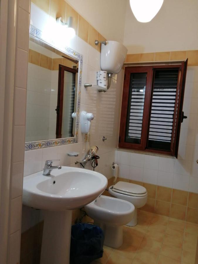 Parigino Hotel Trogir Exterior foto